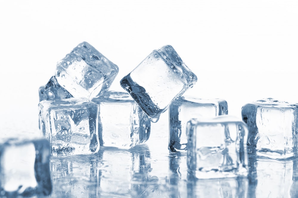 De dónde proviene el agua de bolsas de cubitos de hielo?